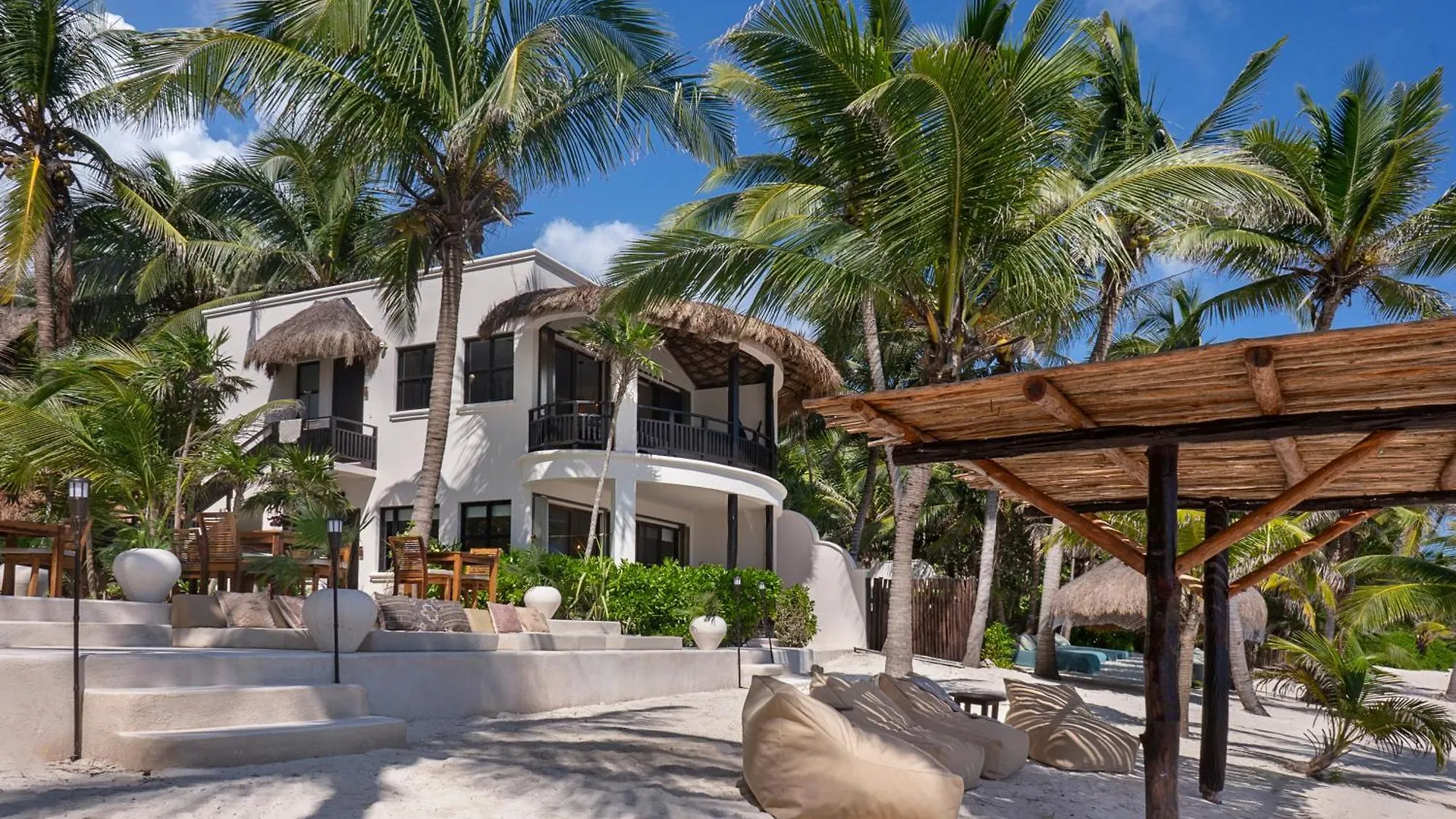 Hotel Mantaray Tulum